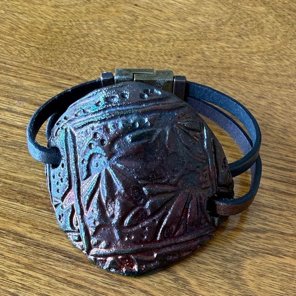 Artist bracelet